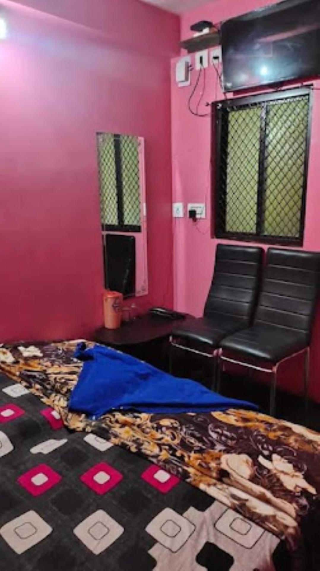 Hotel Chandan,بوهفانيشفار المظهر الخارجي الصورة